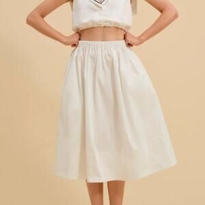 For Love & Lemons Marella Midi Poplin Skirt in Size XXS.